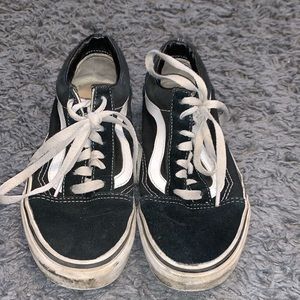 black and white vans